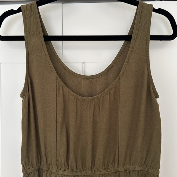 Olive Green Sleeveless Sun Dress - Picture 5 of 6